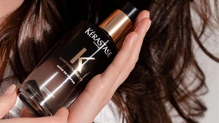 Regeneracao capilar com Kerastase Chronologiste Huile de Parfum