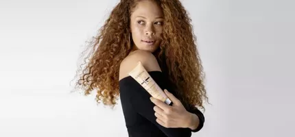 Linha Kerastase Curl Manifesto para cabelos cacheados e crespos