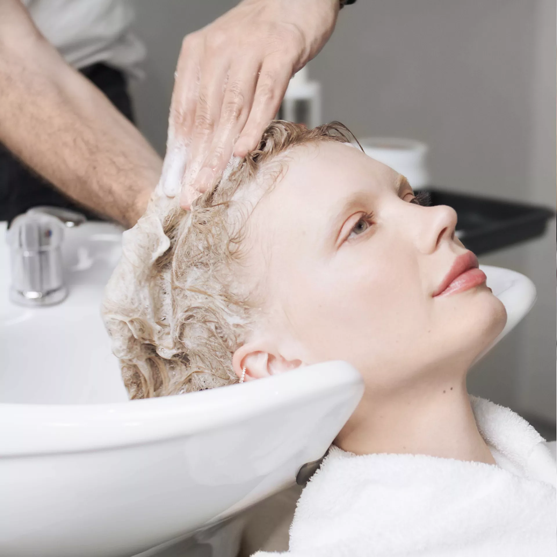 Shampoo Premiere no Tratamento de Keratinizacao no salao