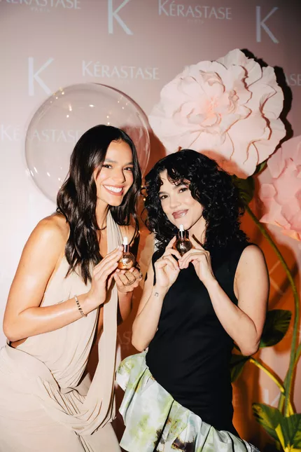Brunza Marquezine e Manu Gavassi na festa Kerastase