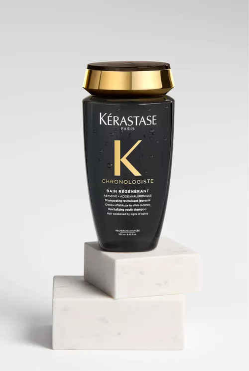 Colecao Kerastase Chronologiste para Rejuvenescimento Capilar com o Shampoo Bain Regenerant