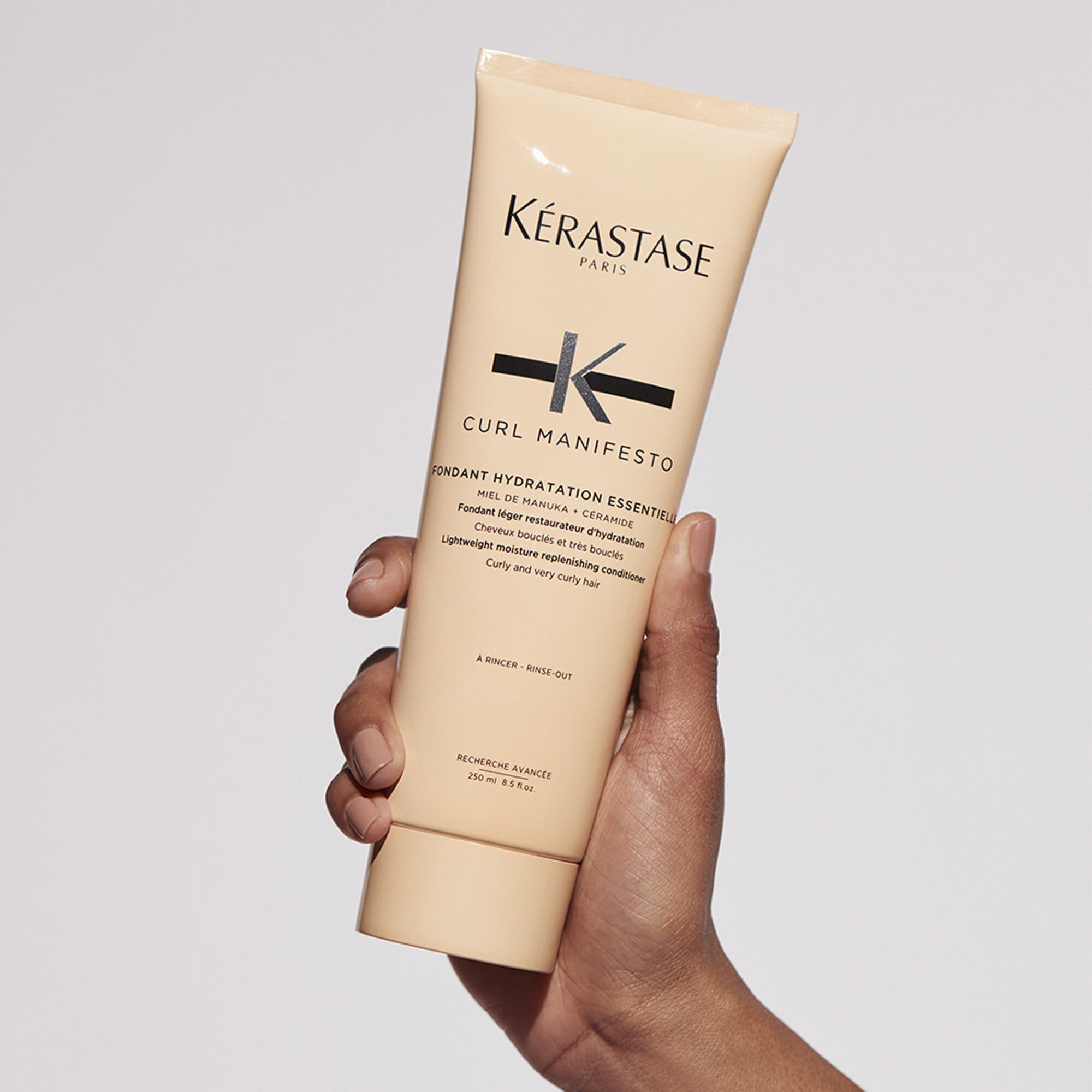 Como usar o Shampoo Kerastase Curl Manifesto Bain Hydratation Douceur