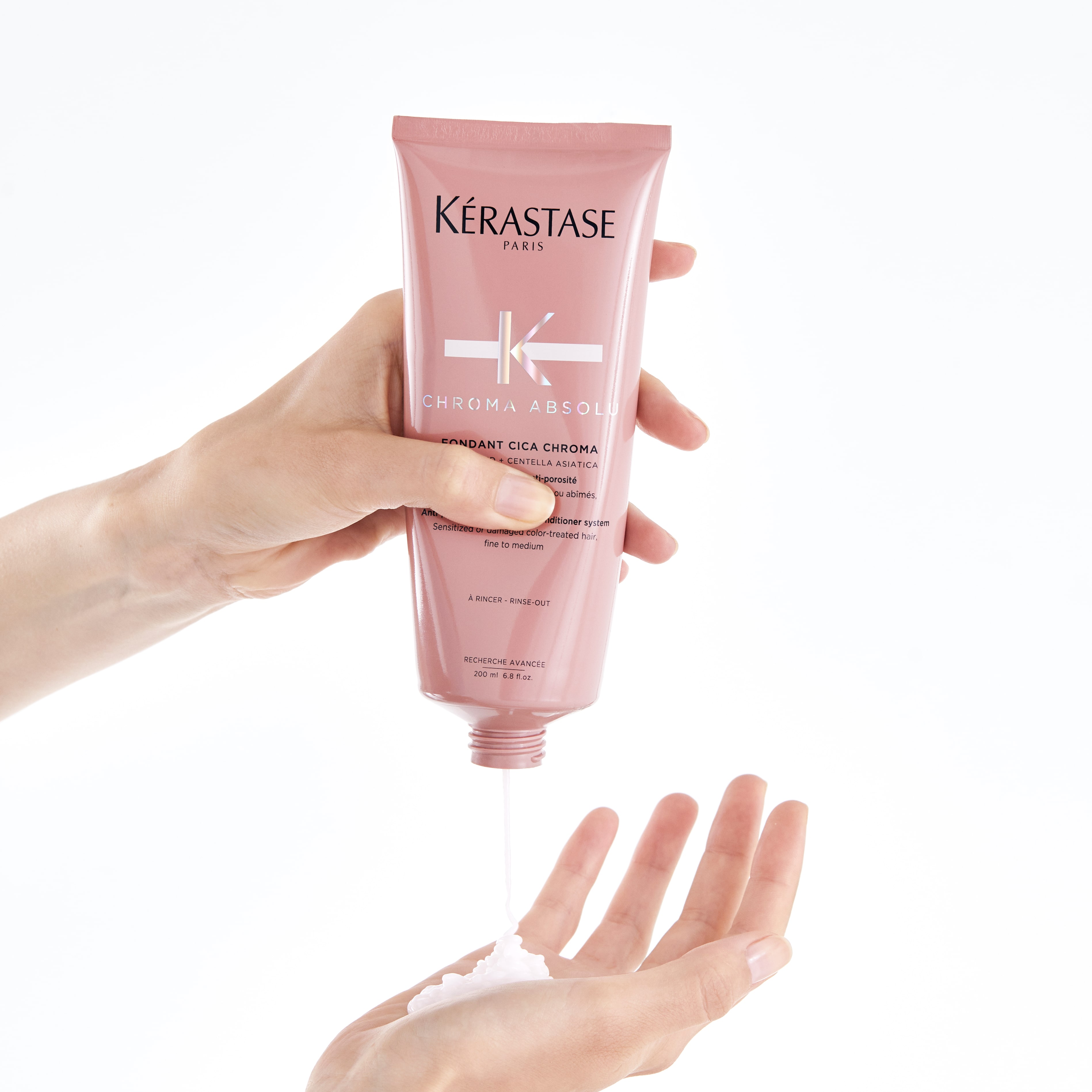 Tratamento para cabelos danificados e quebradiços com Kérastase Chroma Absolu Fondant Cica Chroma