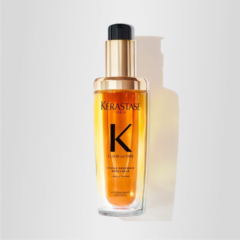 Redescubra o icônico óleo capilar Elixir Ultime da Kérastase, agora com refil. Esse óleo é a solução rápida que os cabelos sem brilho precisam, proporcionando hidratação, maciez, brilho e proteção.