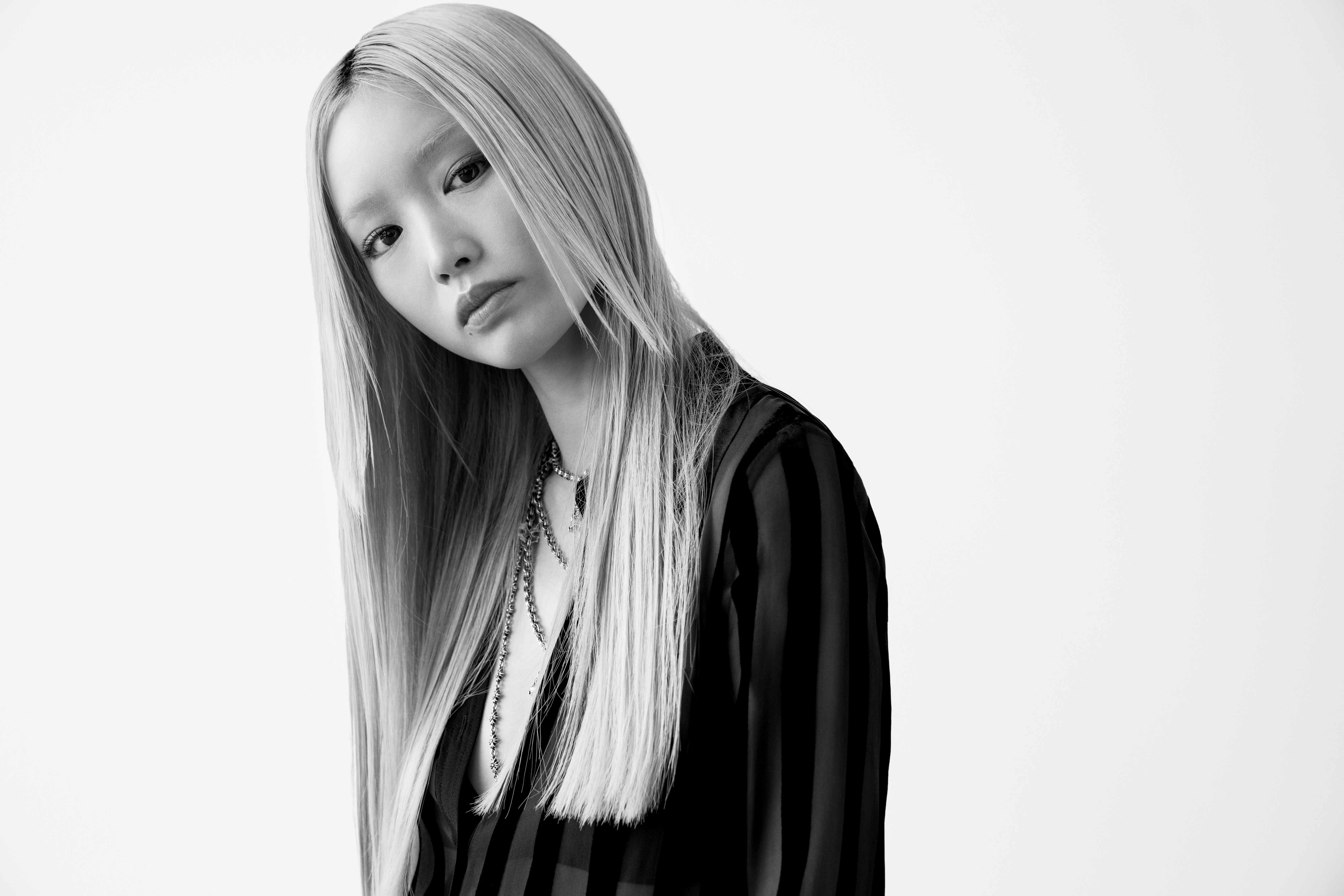 Fernanda Ly is an Australian fashion model Fernanda Ly is an Australian fashion model
